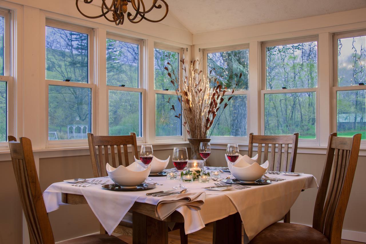 The Lincoln Inn & Restaurant At The Covered Bridge Woodstock Dış mekan fotoğraf